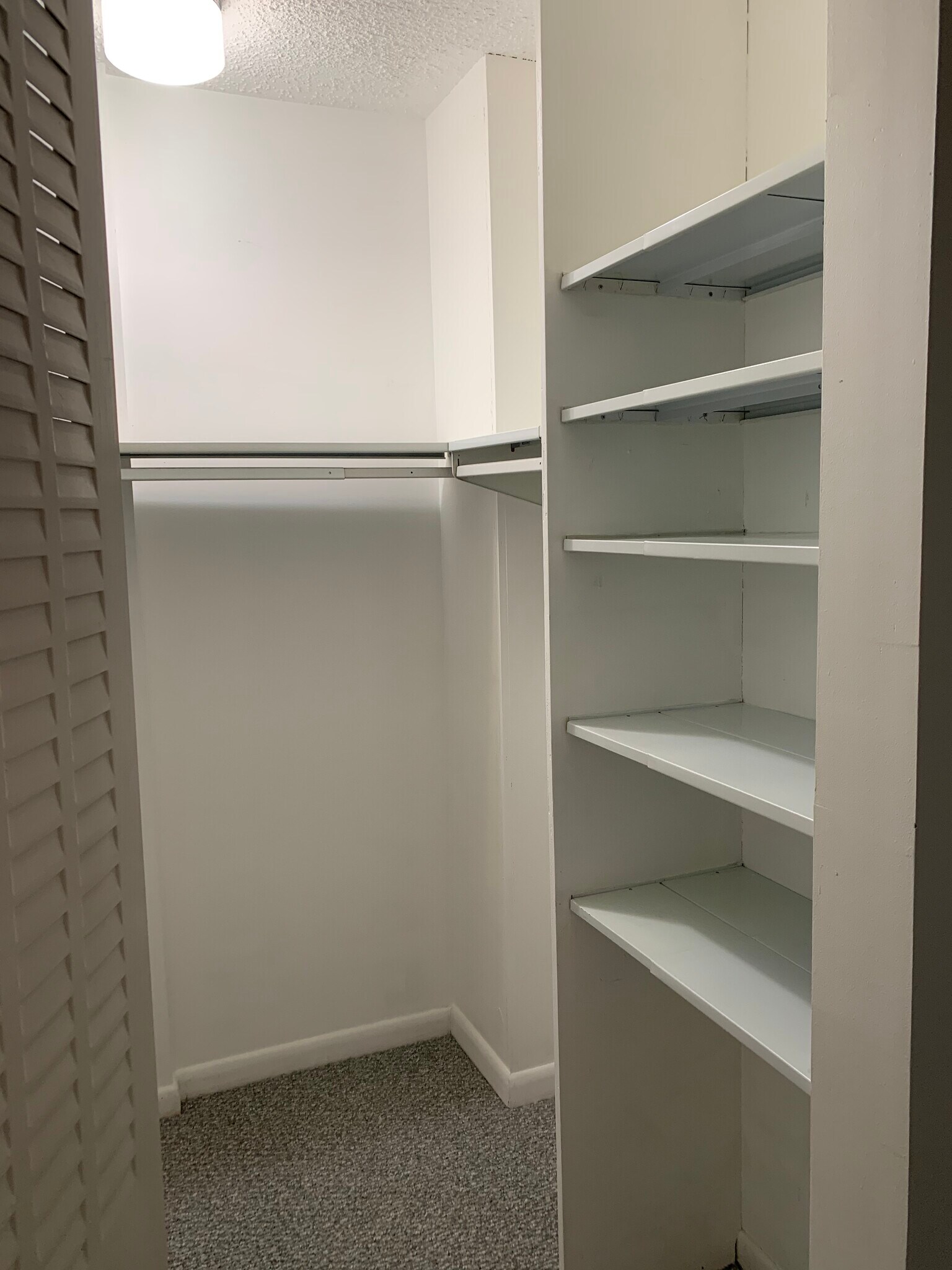 Building Photo - 231 Canal Park Dr