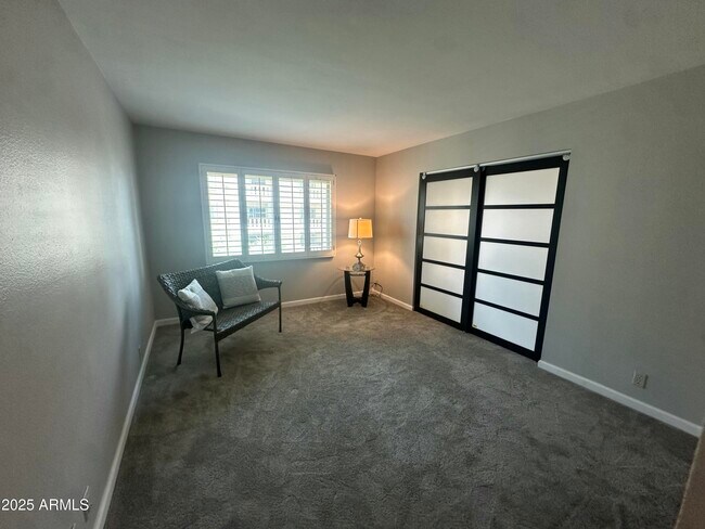 Building Photo - 7930 E Camelback Rd