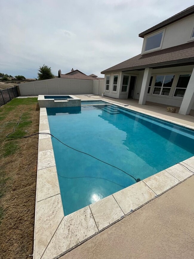 Building Photo - 2802 Tom Morris Rd