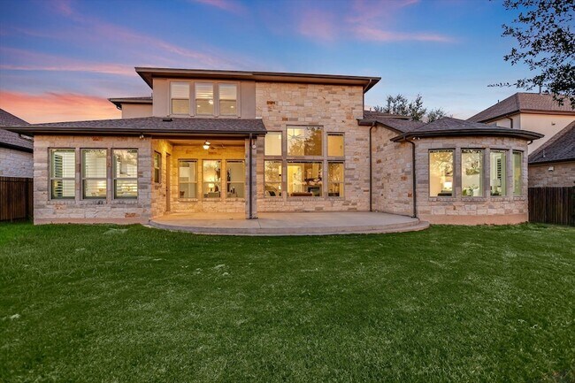 Building Photo - 12812 Padua Dr