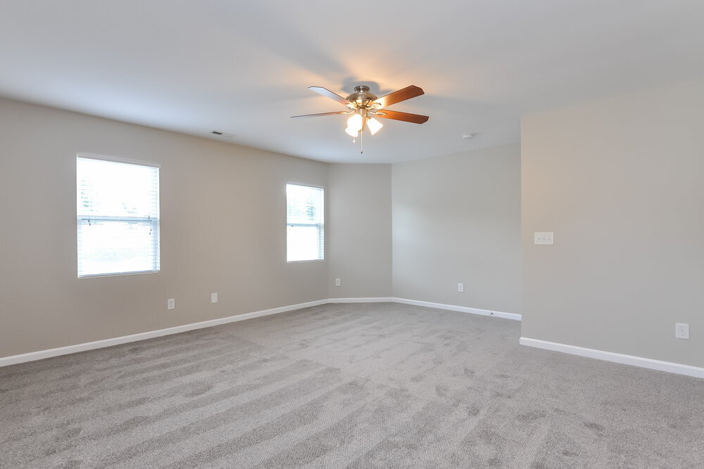 Building Photo - 273 Woodcreek Ln