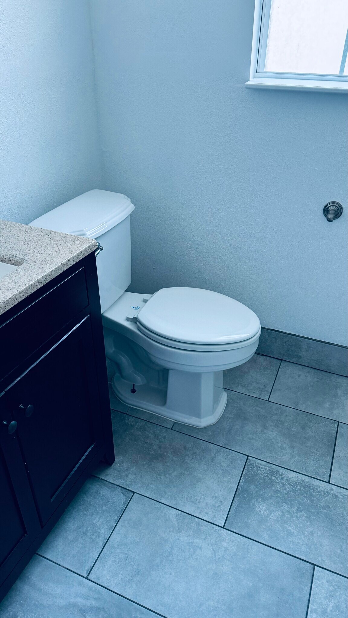 Bathroom - 4420 General Pershing St