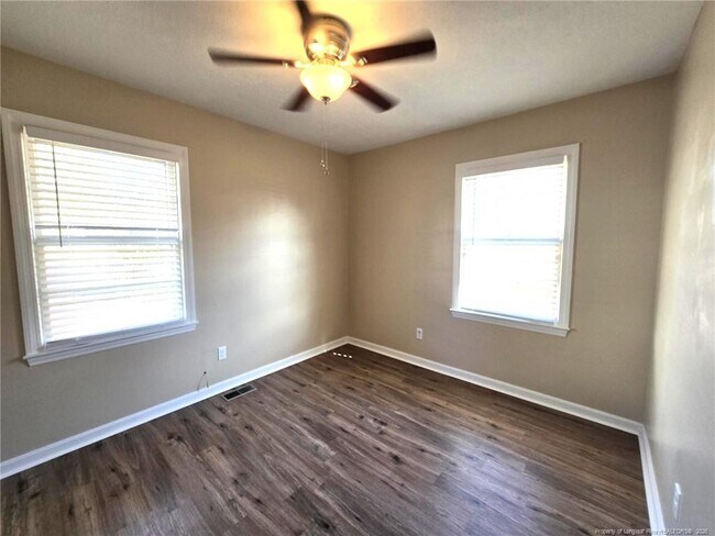 Building Photo - 266 Channing Dr