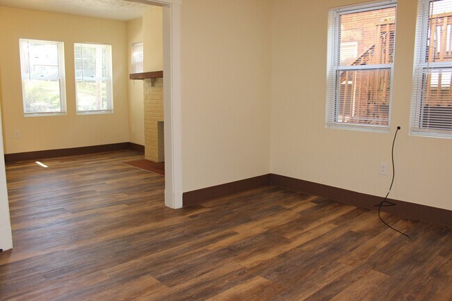 Building Photo - 7813 Sailor Pl