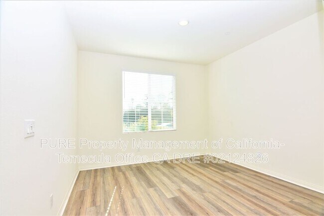 Building Photo - 32615 Cert St