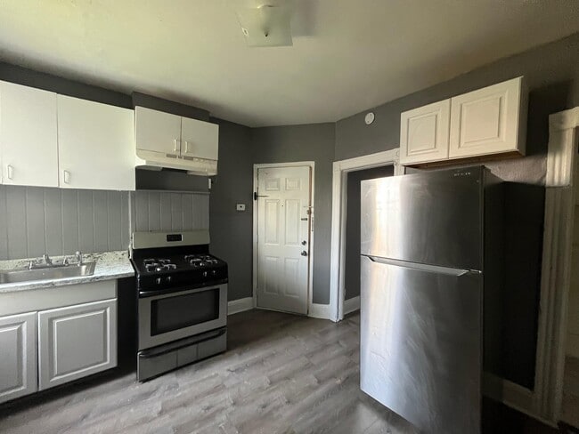 Building Photo - 69 Williams Ave