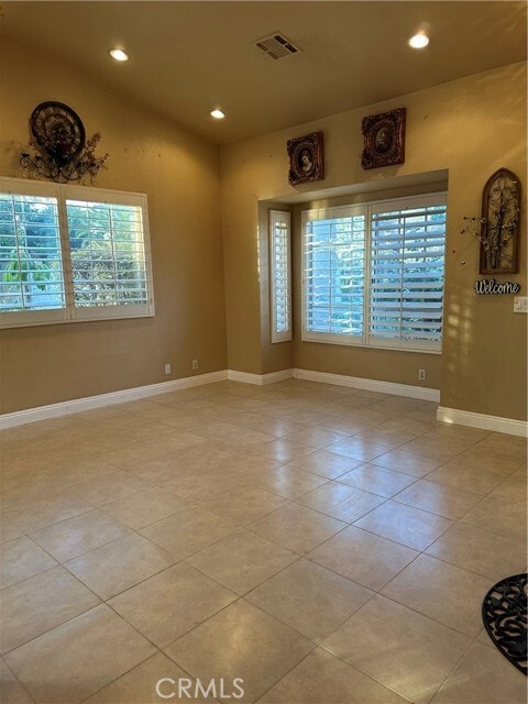 Building Photo - 24237 Seagreen Dr