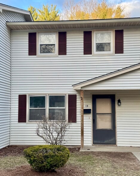 Unit 1D - 86 Pinecrest Dr