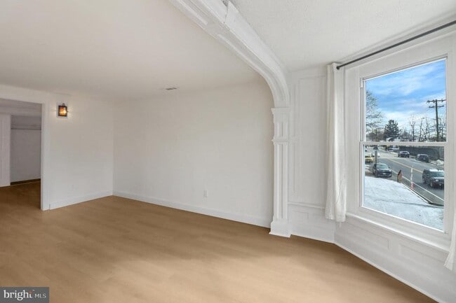 Building Photo - 24369 W Main St