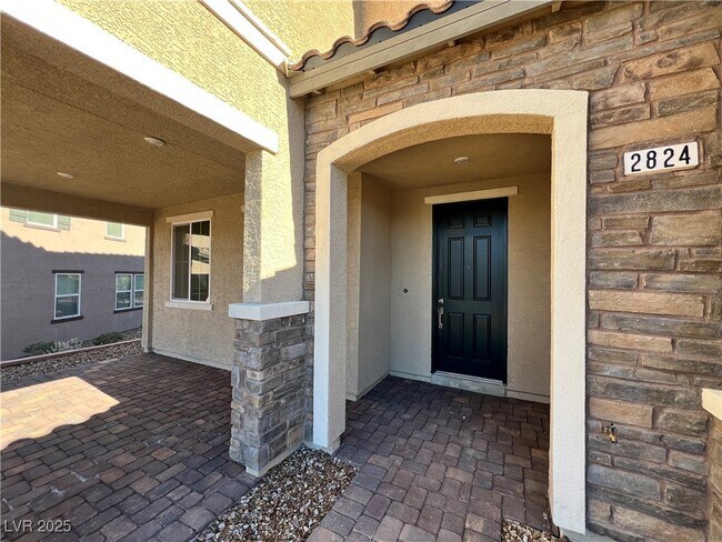 Building Photo - 2824 Abrantes Pl