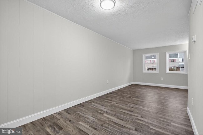 Building Photo - 5708 Mitchell Rd