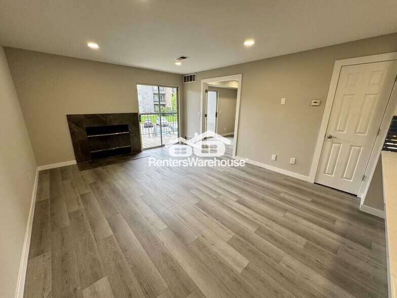 Building Photo - 2575 S Syracuse Way