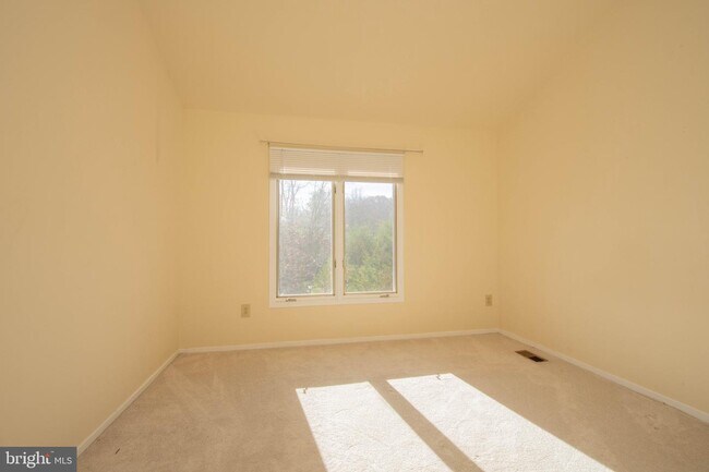 Building Photo - 10923 Whiterim Dr