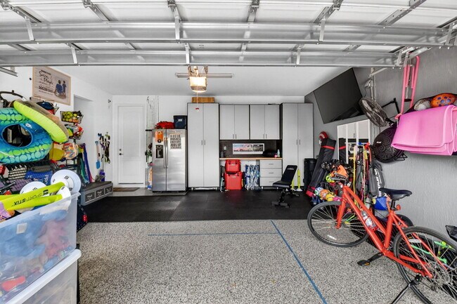 Building Photo - 9062 Gulf Cove Dr