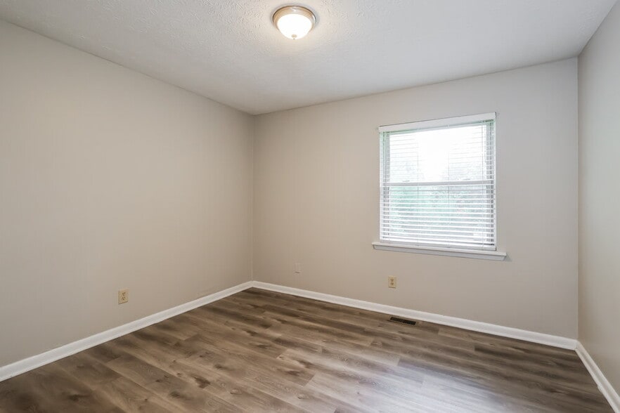 Building Photo - 7906 Candleglow Ln