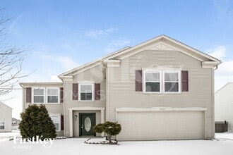 Building Photo - 10019 Olympic Cir