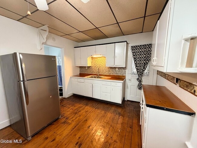 Building Photo - 17 Greene St