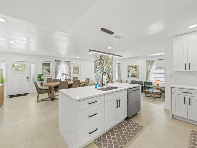 Building Photo - 3811 River Grove Ct