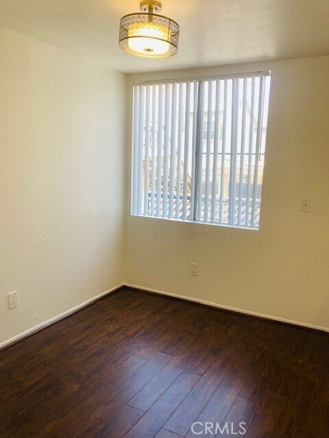 Building Photo - 2642 S Sepulveda Blvd