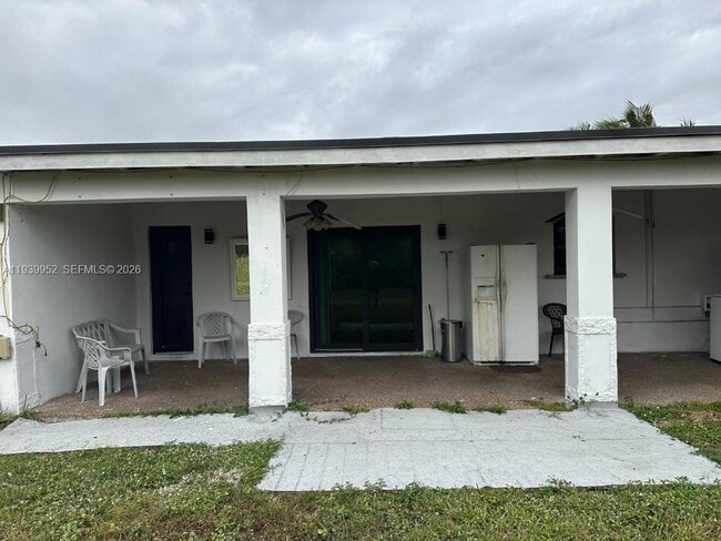 Building Photo - 4711 SW 133rd Ave