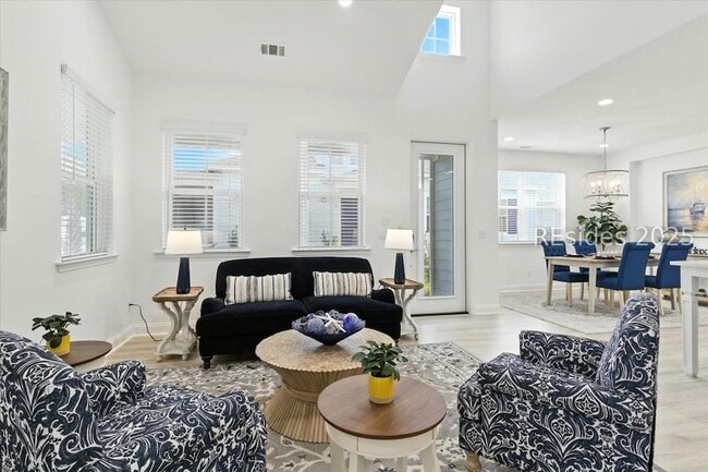 Building Photo - 35 Flip Side Ln