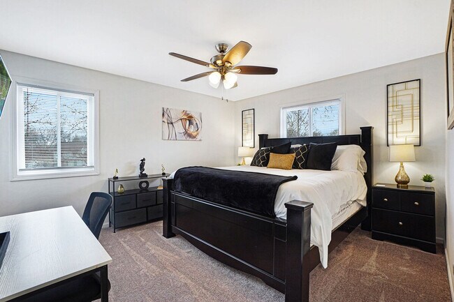 Building Photo - 291 Weatherford Ln