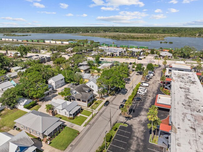 Building Photo - 23 Old Mission Ave