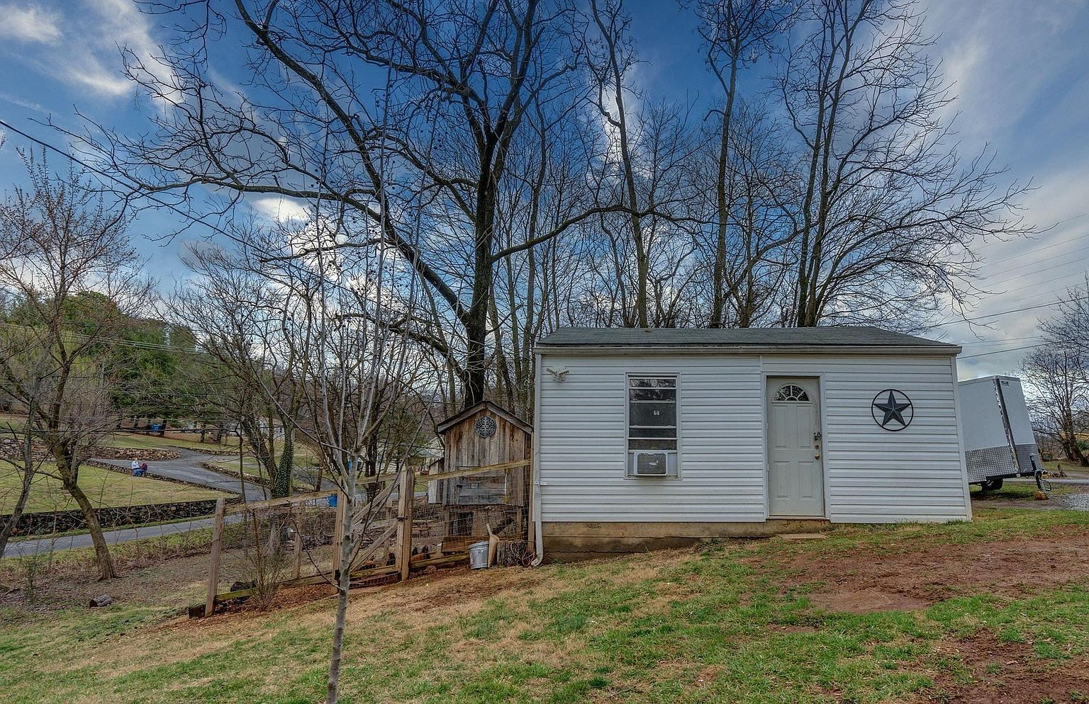Building Photo - 4532 Old Rocky Mount Rd SW