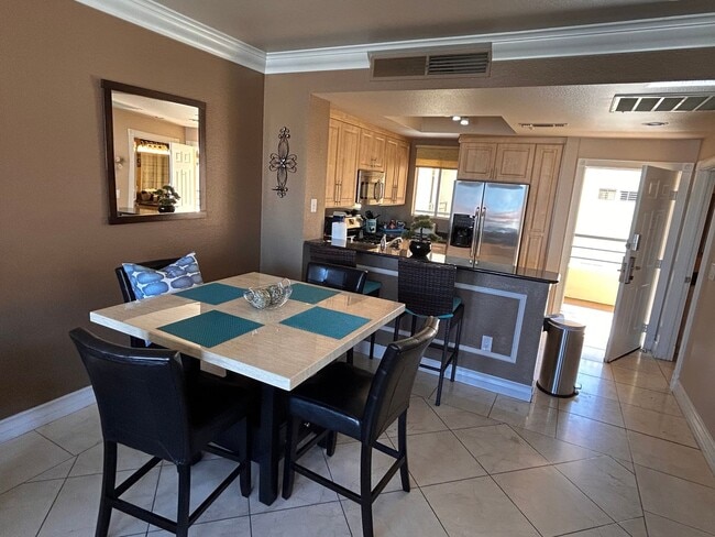 Building Photo - Beautiful  furnished 1 bedroom with a view of the Sphere!