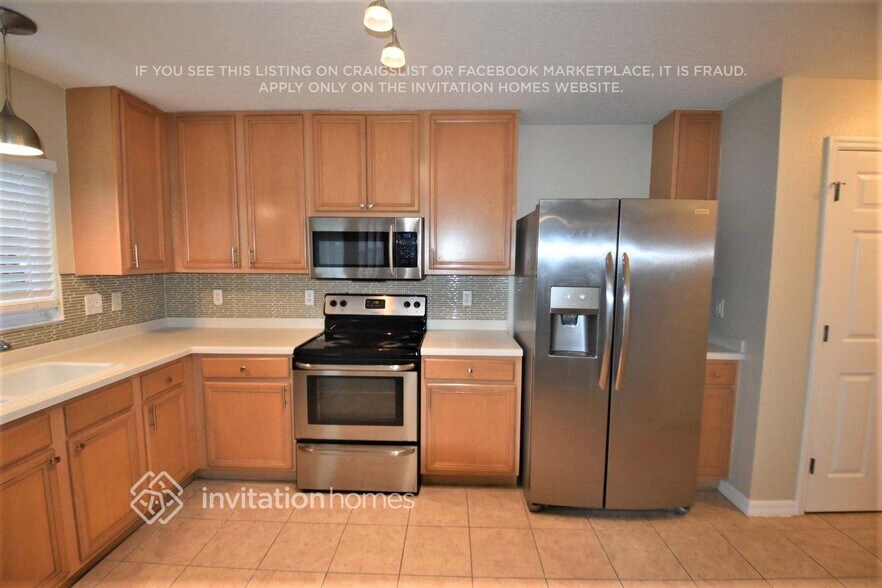 Building Photo - 6954 Lake Eaglebrooke Dr