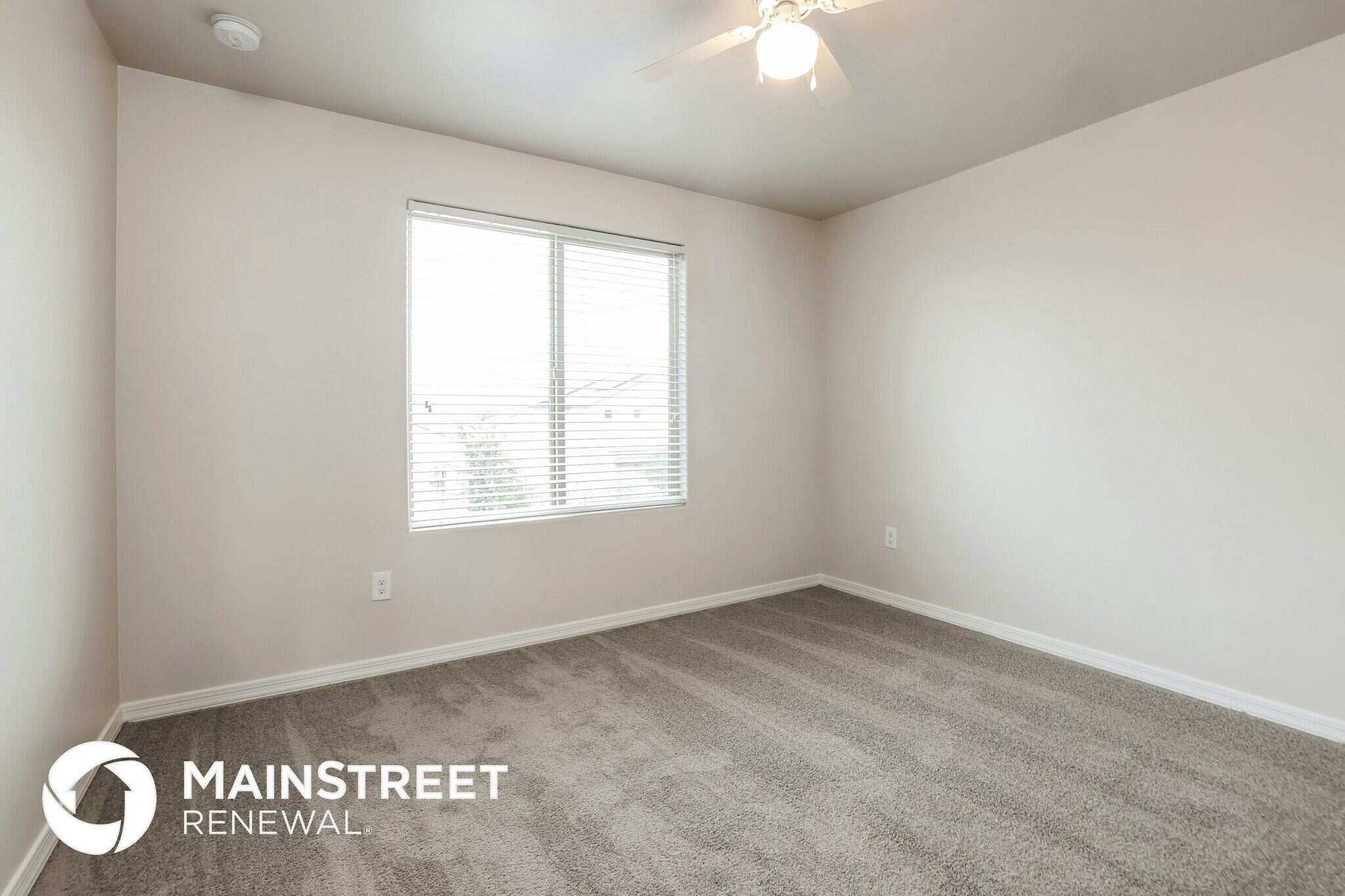 Building Photo - 8285 W Kittiwake Ln
