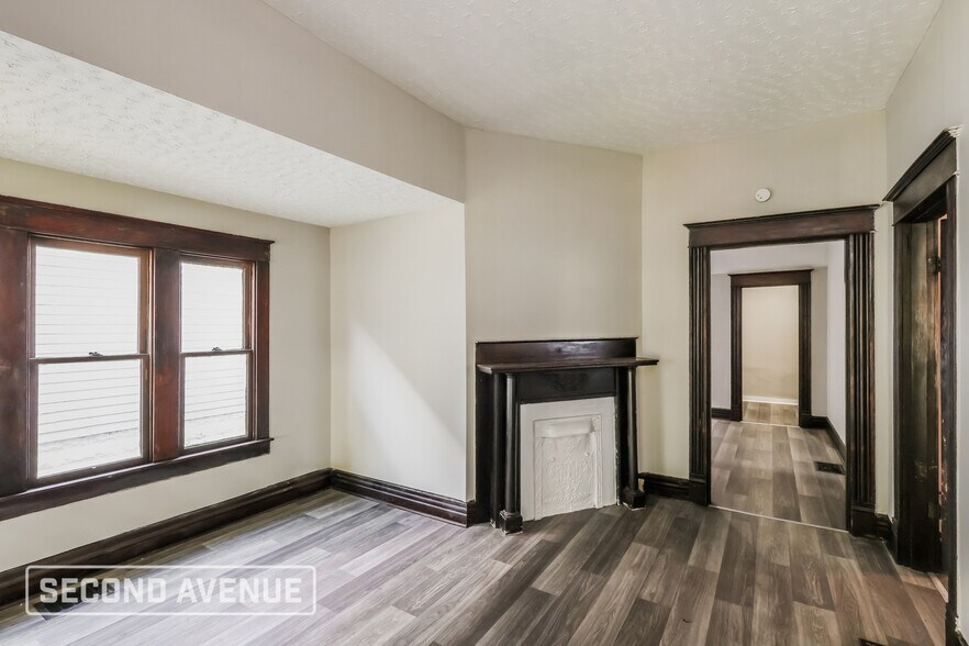 Building Photo - 2638 Hale Ave