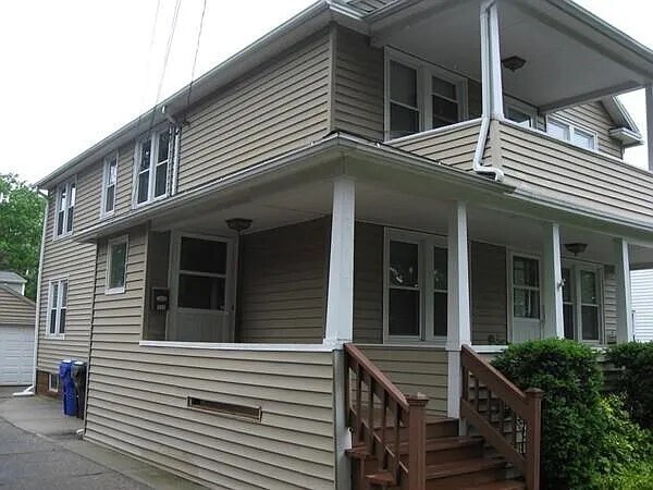 Building Photo - 122 Powell Ave