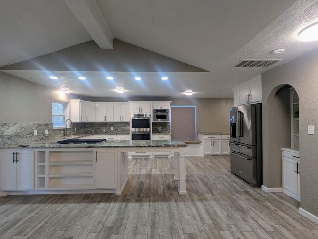 Building Photo - Spacious Noble Home with Open-Concept Kitchen, Storm Shelter & Workshop Space!