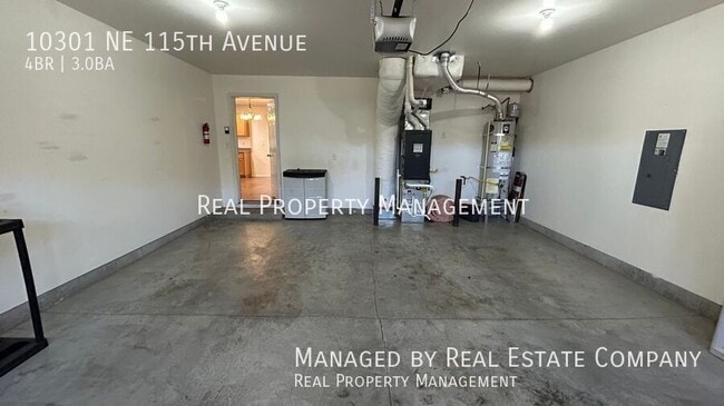 Building Photo - 10301 NE 115th Ave