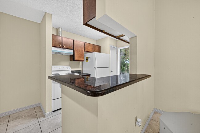 Building Photo - 8360 Jorine Dr