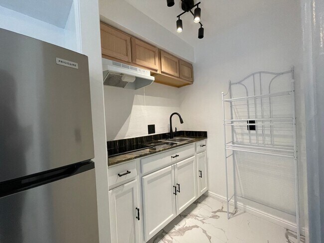 Building Photo - 4111 W 9580 S