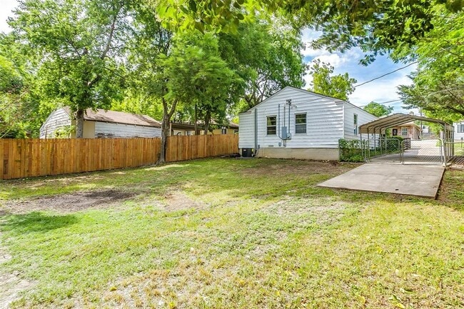 Back Yard - 5129 Kessler Rd