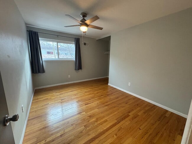 Building Photo - 255 N Michigan St