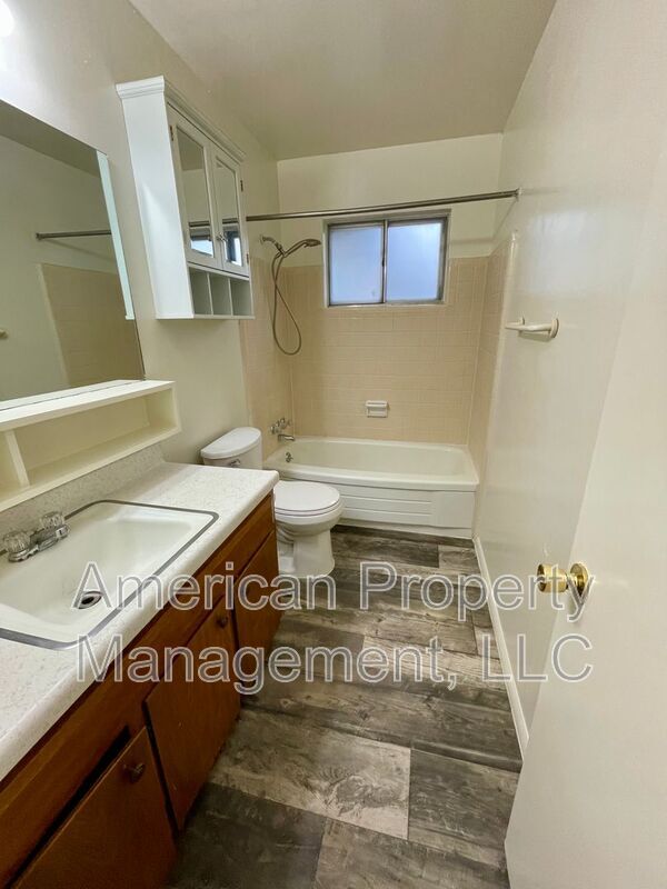 Building Photo - 1585-P1585 S 67th E Ave