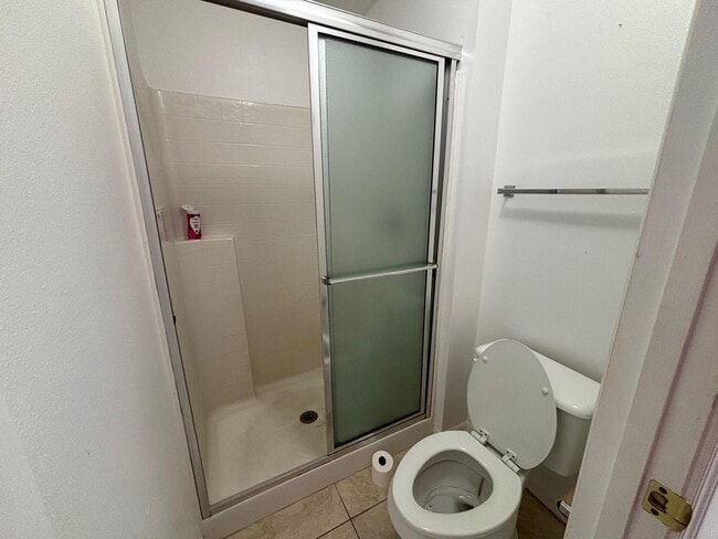 Building Photo - 1736 La Maderia Dr