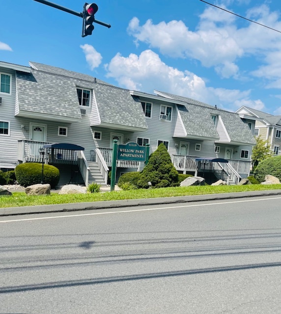 Street View - Willow Park Apartments