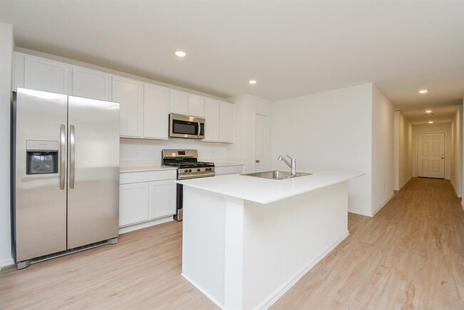 Building Photo - 5226 Sunvalley Bend Dr