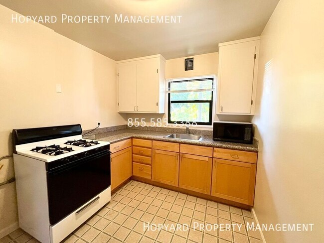 Building Photo - 1676 Dwight Way