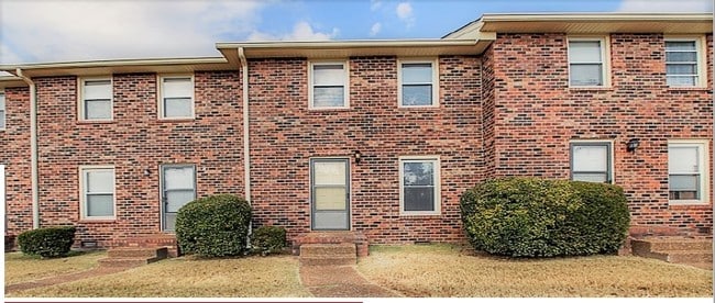 Primary Photo - Lakeside Apartments