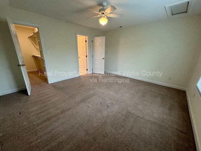 Building Photo - 4328 Bartholomew Cir