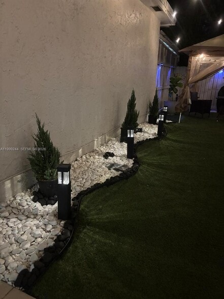 Building Photo - 434 Tamiami Blvd