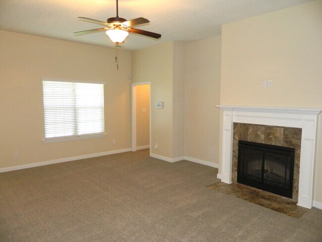 Building Photo - 7018 Summerton Dr