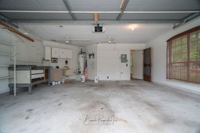Building Photo - 5504 Shadow Grove Blvd