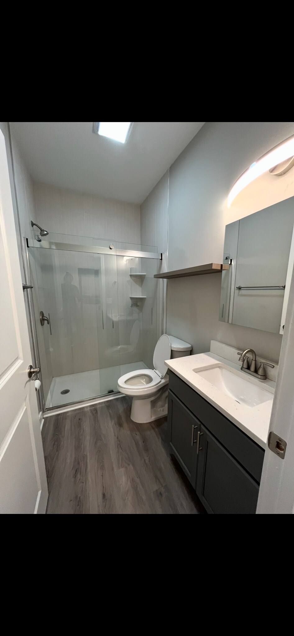 Bathroom - 1309 N Scott St